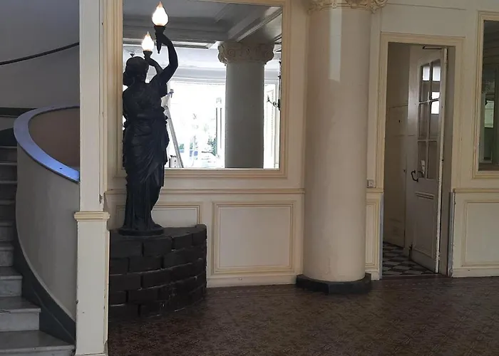 Le Petit Palais Apartman Menton